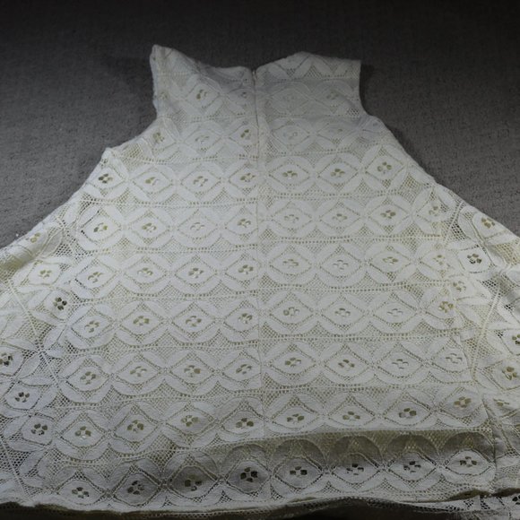 Everleigh Size M Cream Lace Flared Knee-length Dress - Picture 3 of 6